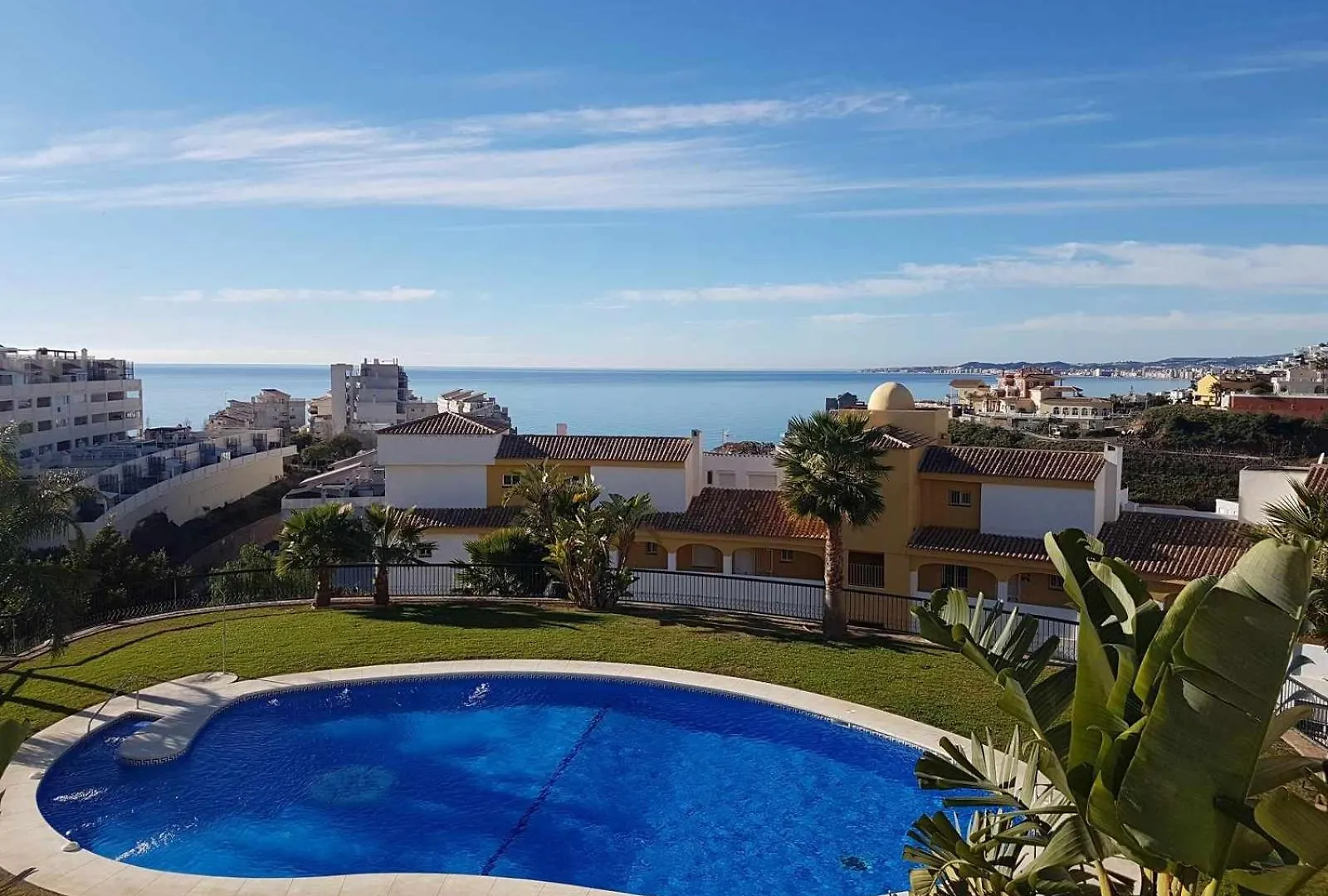 Maravilloso Apartamento Frente Al Mar 贝纳尔马德纳 0*,